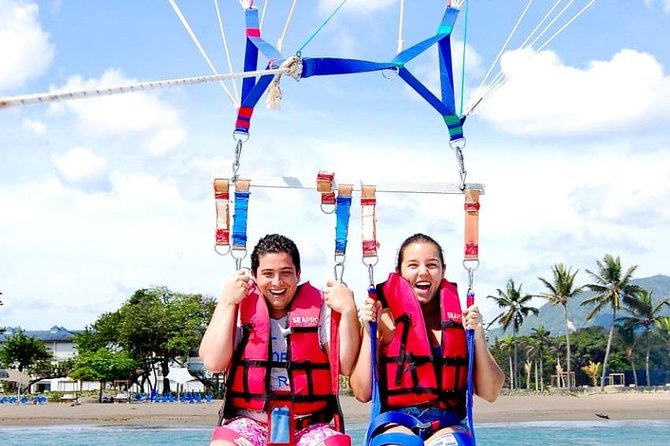 Adventure Combo: Party Boat Cruise & Parasailing - Why the 200-foot parasail flight is the star