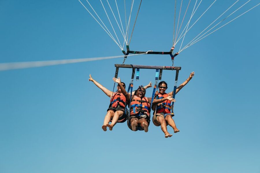 Albufeira: Parasailing Boat Trip - The view from 80 meters