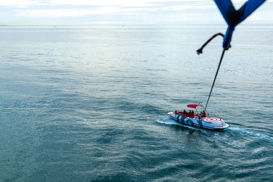 Albufeira: Single, Double or Triple Parasailing Tour - FAQ