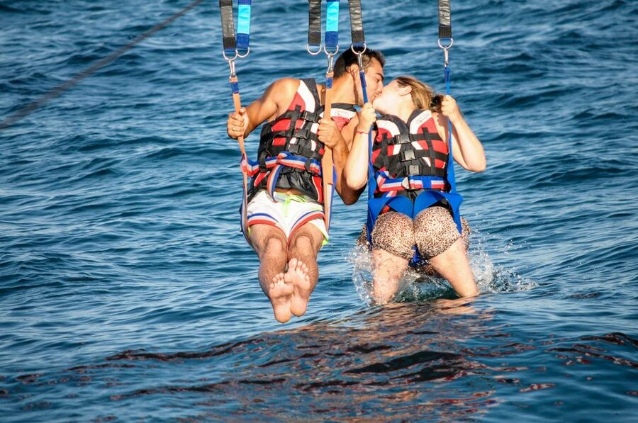 Albufeira: Single, Double or Triple Parasailing Tour - What the $35 Price Really Gets You