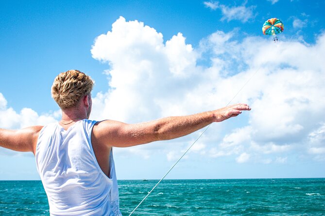 Aruba Parasailing Experience from Noord - What the $70 price buys you