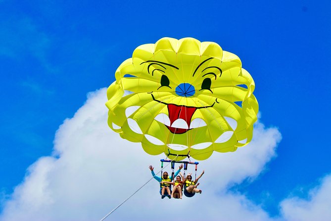 Aruba Parasailing with Unparalleled Views - Launching, flying, and landing