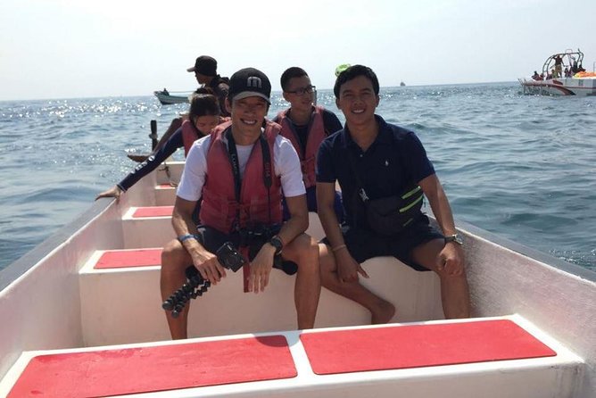 Bali Parasailing Adventure,Banana Boat,Jet Ski and Donut Boat with Transfers - What this Nusa Dua water-sports package actually feels like