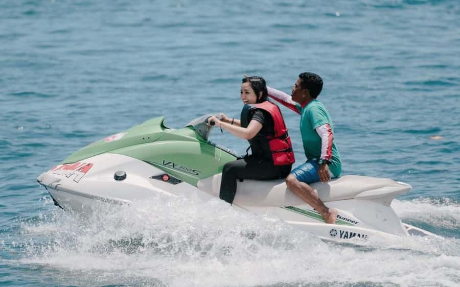 Bali: Watersport Rolling Donut Parasailing Jetski Exclusive - Three Bali watersports in one compact session