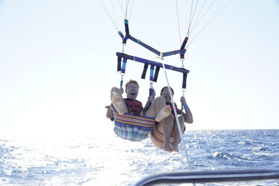 Barcelona: Parasailing with 360º Panoramic Skyline Views - The speedboat ride into Barcelona Bay