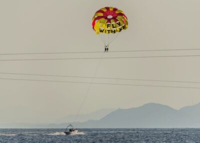 Parasailing Boat Trip with Costa Blanca Views