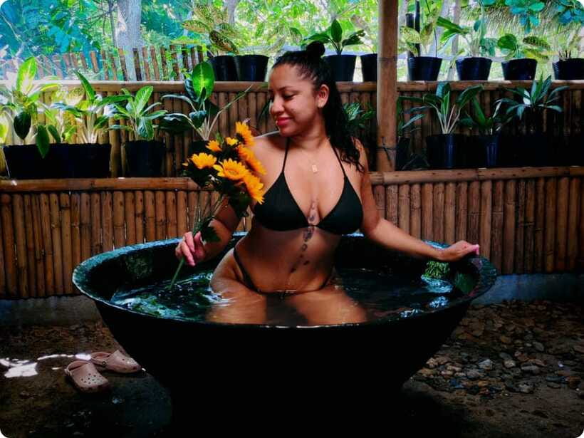 Boracay: Parasailing, Island Hopping, ATV Ride and Kawa Bath - ATV riding and the optional zipline