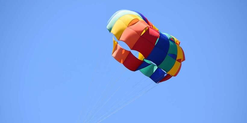 Boracay: Solo or Tandem Parasailing Experience - Practical ways to make the outing smoother