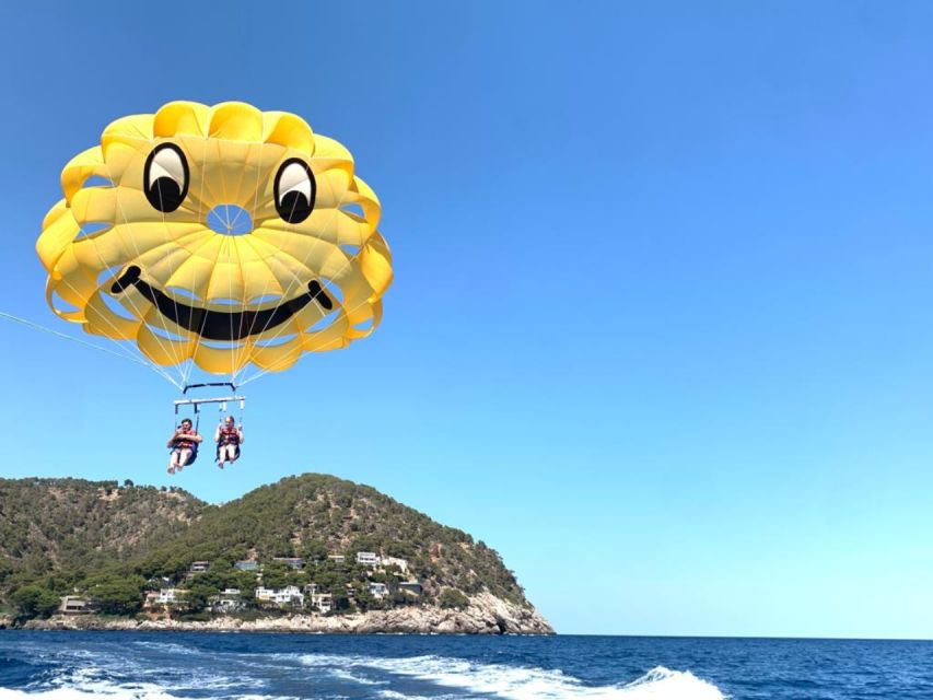 Cala Bona: Parasailing Experience - Taking off from Cala Bona by speedboat