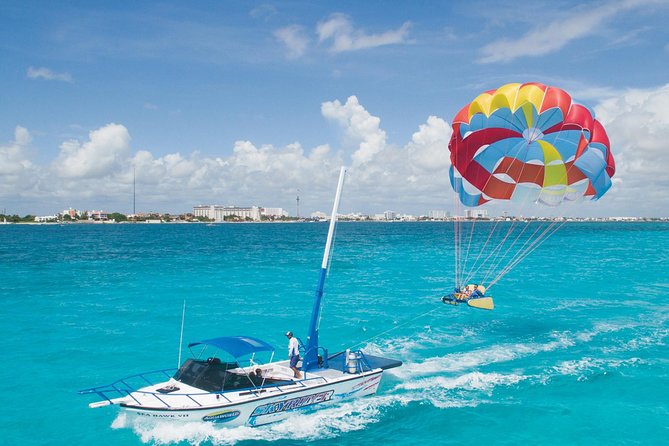 Cancun Parasailing Adventure - Choosing between the Caribbean and Nichupté Lagoon