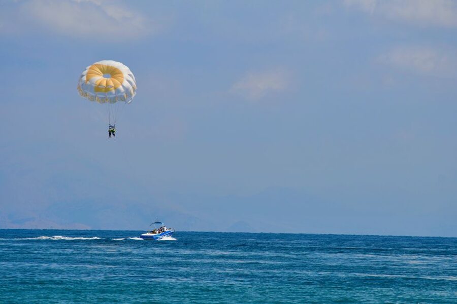 Corfu: Parasailing Adventure Near Corfu Town - The crew and the overall feel