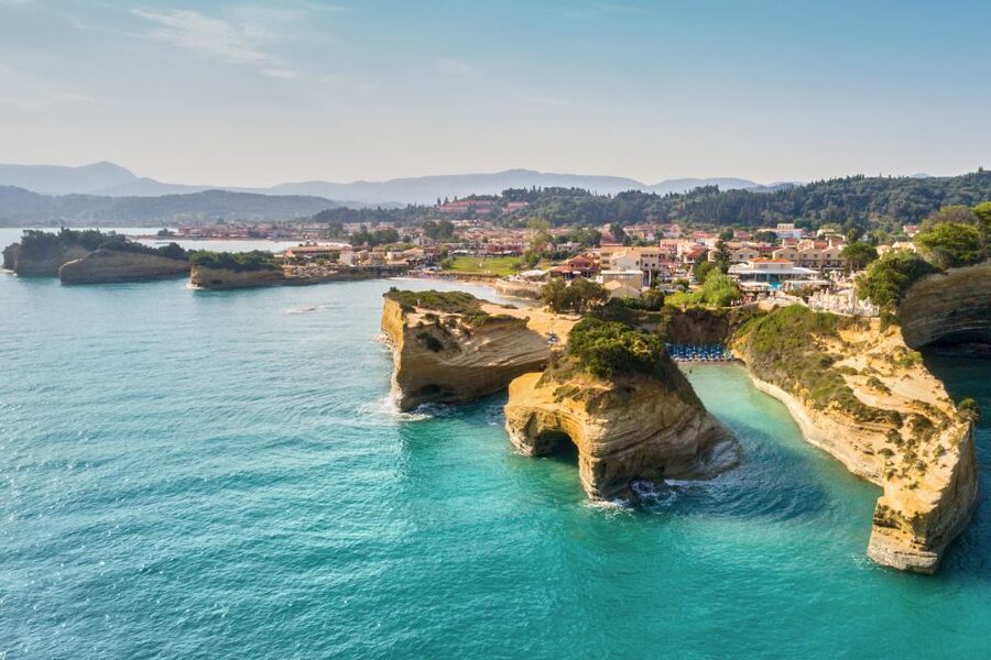 Corfu: Parasailing Experience for 2 in Sidari - How the staff shape the experience