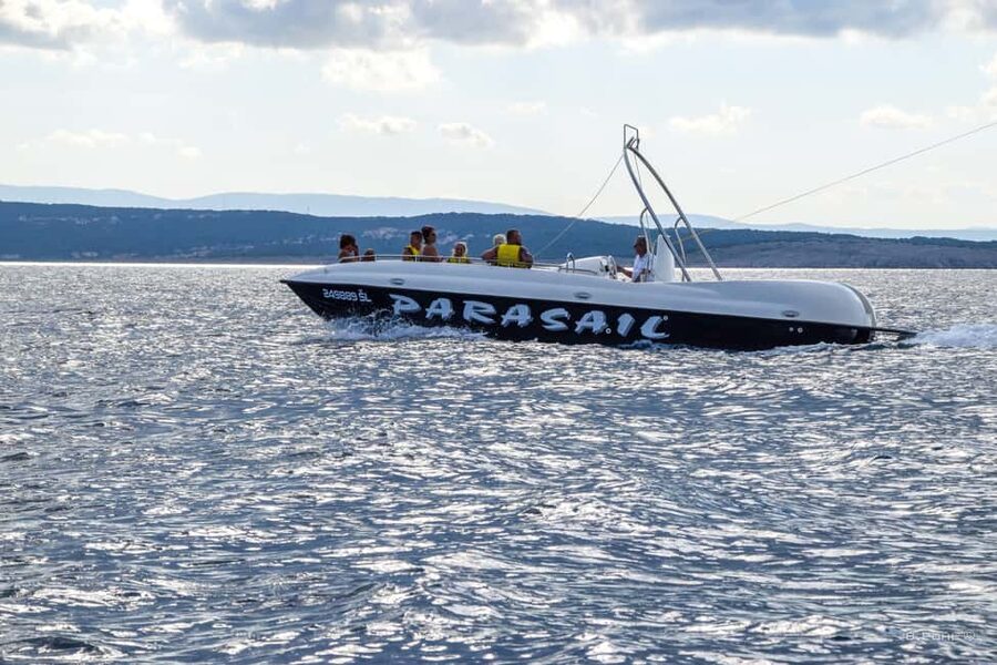 Crikvenica: Parasailing Experience Over the Adriatic Sea - Who Will Enjoy This Most