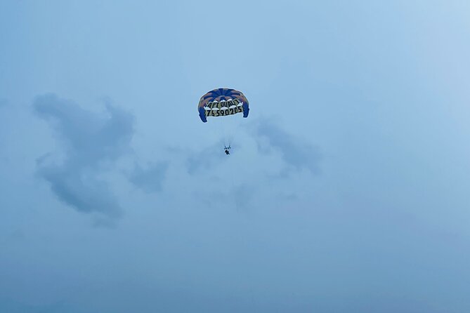 Customized Parasailing & JET-SKI - A 45 to 60 Minute Jet Ski Session