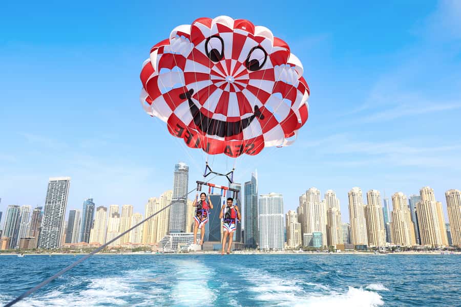 Dubai: Palm View and JBR View Parasailing Experience - The 10 to 12-minute parasailing flight