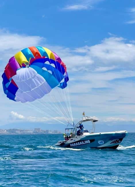 Fuengirola: Best luxury parasailing in Fuengirola - What happens from check-in to takeoff