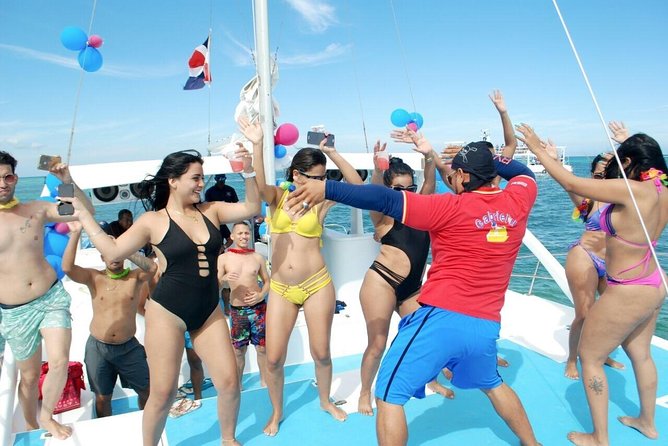 Fun Package Parasailing & Party Boat From Punta Cana - A private tour with hotel pickup