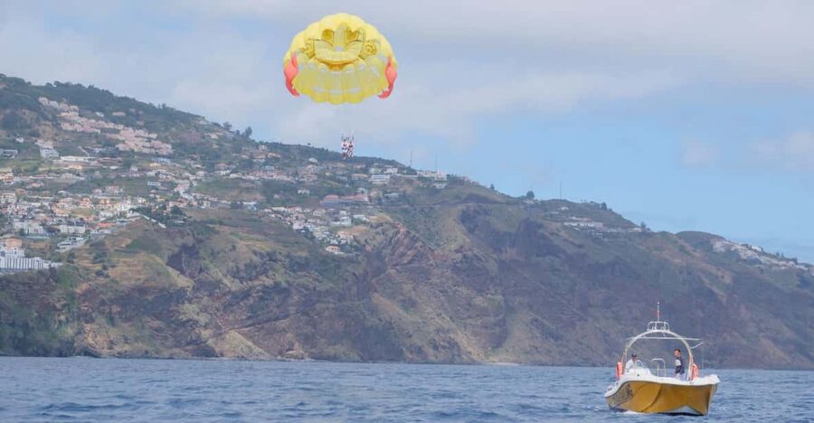 Funchal: Parasailing Tour on the Coast of Madeira Island - How the feedback shapes my view