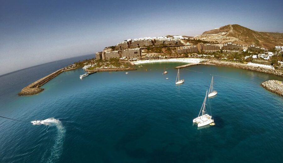 Gran Canaria: 1 to 3 Person Parasail over Anfi Beach - Should you book the Anfi Beach parasail?