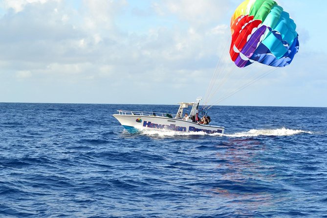 Hawaiian Parasail Since 1977 - What the Hawaiian Parasail trip is really like