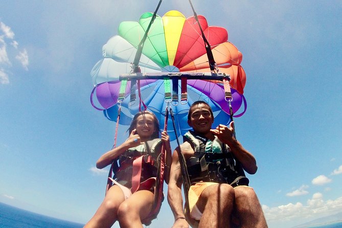 Hawaiian Parasail Since 1977 - Takeoff at Ala Wai Boat Harbor