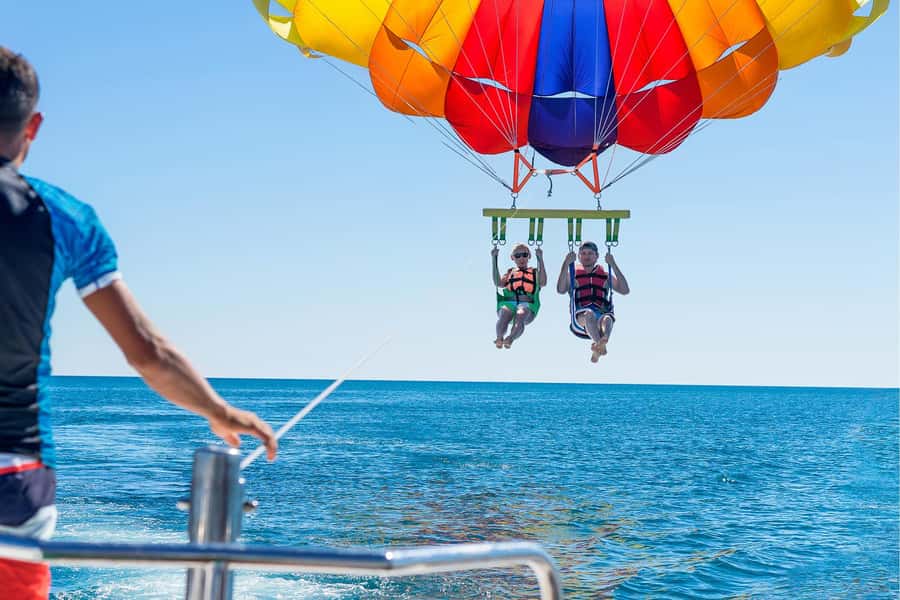 Hurghada: Parasailing Adventure on the Red Sea - Choosing a Solo, Tandem, or Triple Flight