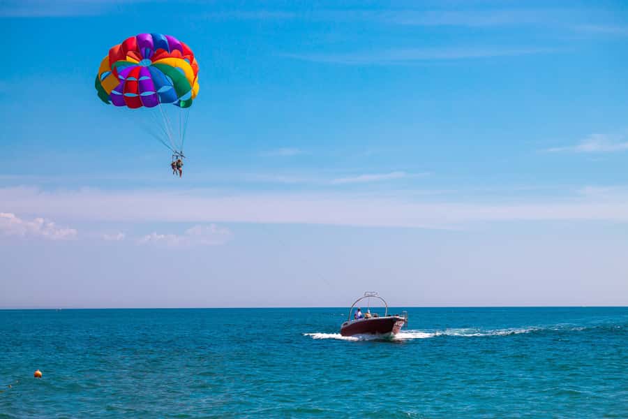 Hurghada: Parasailing Adventure on the Red Sea - Who Should Book This Hurghada Parasailing Ride?