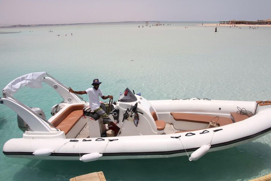 Hurghada: Speedboat Parasailing Adventures & Hotel Pick up - Choosing between Orange Bay, Nemo, Giftun, and Magawish