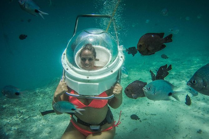 Ile aux Cerf: Speed boat with Parasailing & Tube Riding and Lunch - Tube riding for the biggest splash