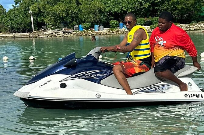 Jet Car, Jet Ski and Parasailing Experience - Why the private format matters