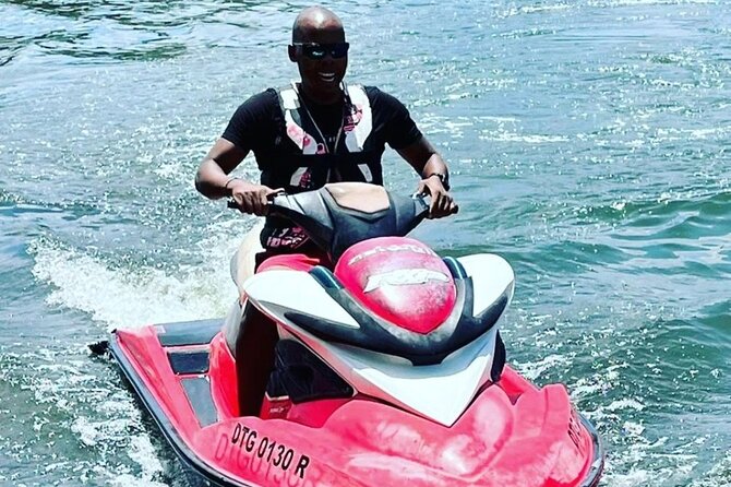 Jet Ski/ Parasailig Water Activity in Montego Bay Jamaica. - Why White House Works for a Water Activity