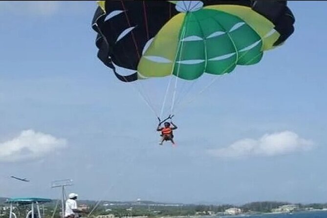 Jetski and Parasailing w/ Entry & Private Transportation - Jet skis bring the fast start
