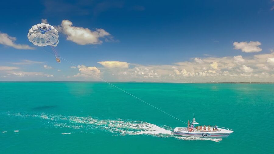Key West: Parasailing Above the Island Paradise - What you see from the boat and the air