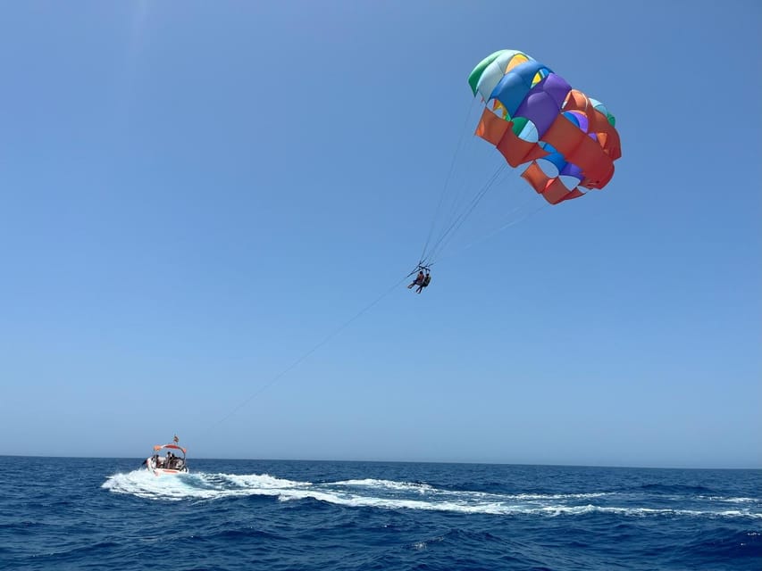 Lanzarote: Parasailing Adventure in Puerto del Carmen - From hotel pickup to the launch boat