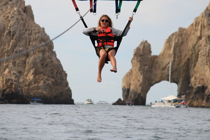 Los Cabos Parasailing Adventure Skybound over Cabo San Lucas Bay - Why the group size matters