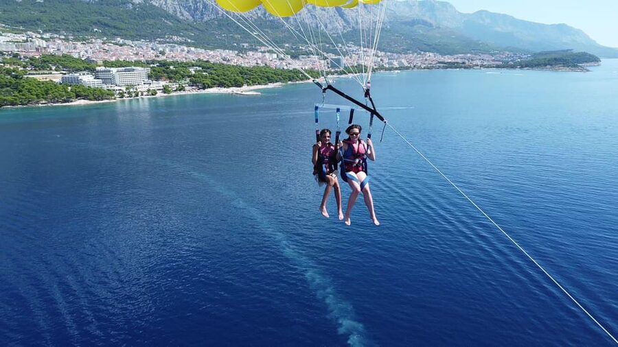 Makarska: Parasailing Experience - MPL Nautika - Who will enjoy this most?
