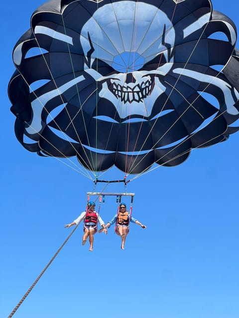 Marbella: Parasailing Flight from Puerto Banus - What to wear and what to leave behind