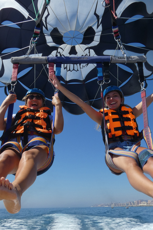 Marbella: Parasailing Flight from Puerto Banus - The crew makes a real difference