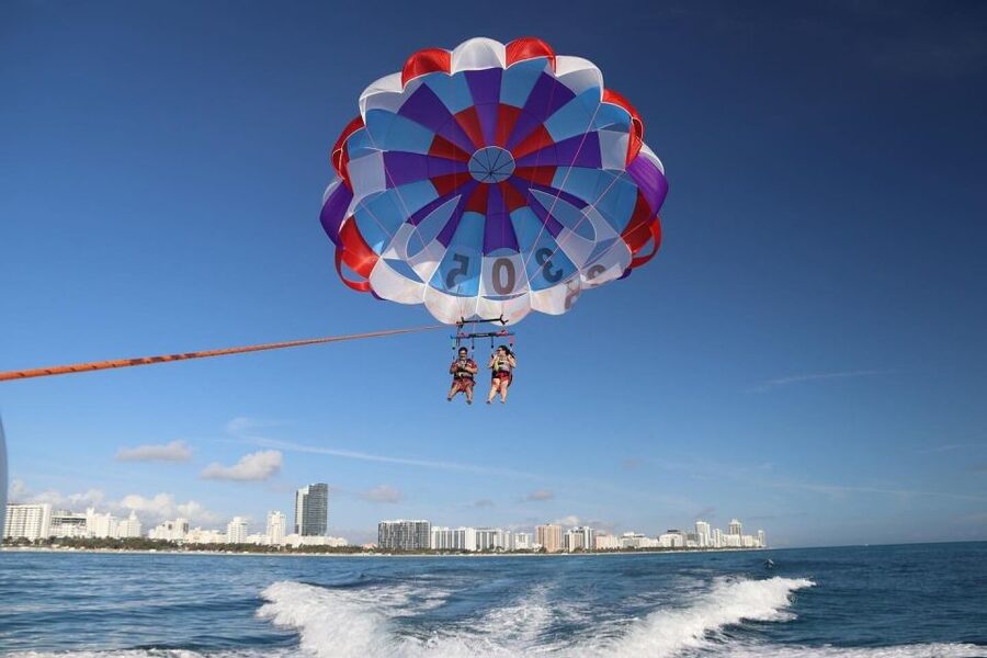 Miami Beach: Parasailing Boat Tour in South Beach - How Long the Outing Really Takes