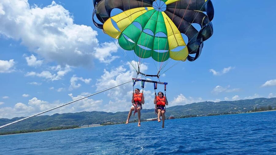 Montego Bay: Parasailing and Jet Ski Combo with Pickup - Service, timing, and the small details that matter