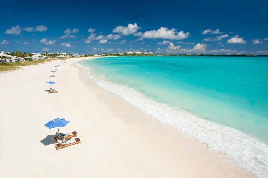Nassau: Jet Ski Ride, Parasailing & Banana Boat Tour - The 3.5-mile banana boat run