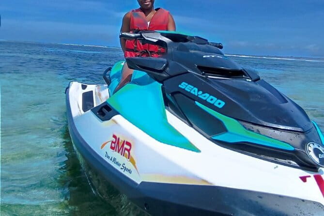 Nusa Dua Parasailing, Jet sky, GWK with Uluwatu Kecak Fire Dance - Nusa Dua jetski and parasailing: the active opening