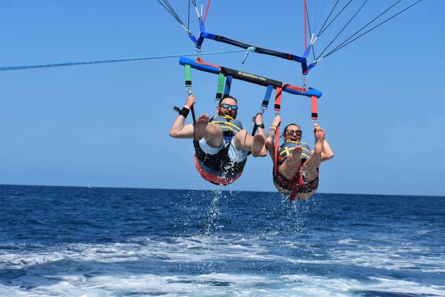 Oahu: Waikiki Parasailing - What you see above the Pacific