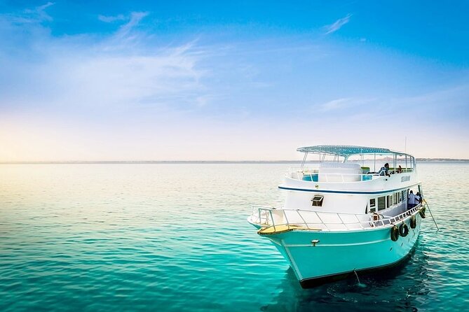 Orange Bay Island Snorkeling Trip with Parasailing - Hurghada - What the $33 price really covers