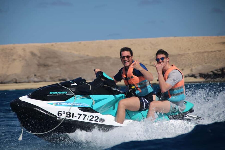 PACK TRIO Buggy, Jet Ski, and Parasailing Adventure - The guide service and the small details that matter
