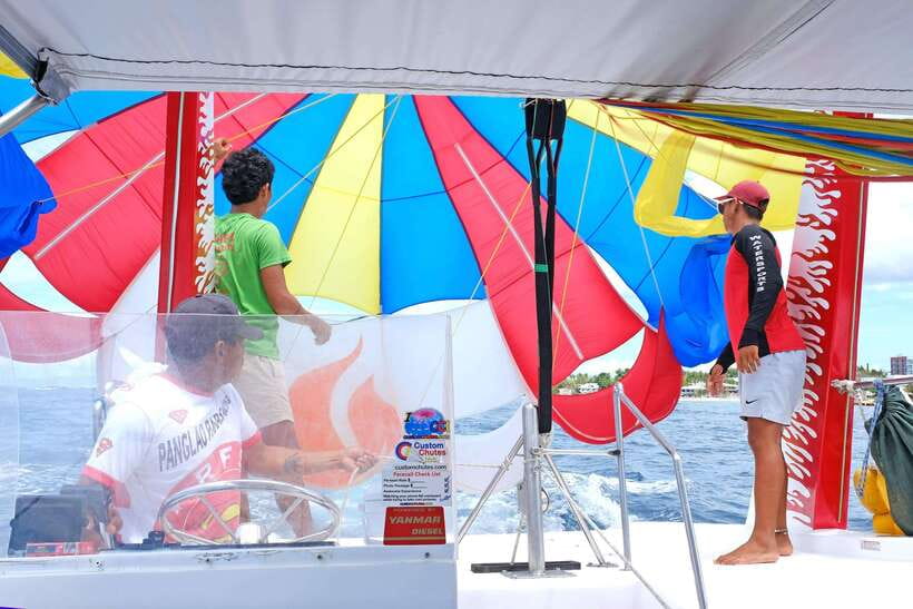 Panglao: Solo or Tandem Parasailing Experience near Alona - Should you book the Panglao parasailing experience?