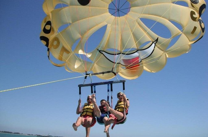 Parasailing Adventure above the Gulf of Mexico - What the one-hour schedule really gives you