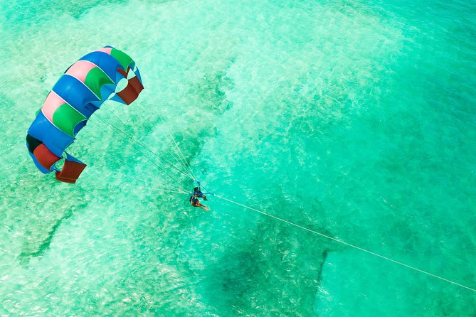 Parasailing Adventure from Providenciales in Turks and Caicos - Why first-timers usually manage well