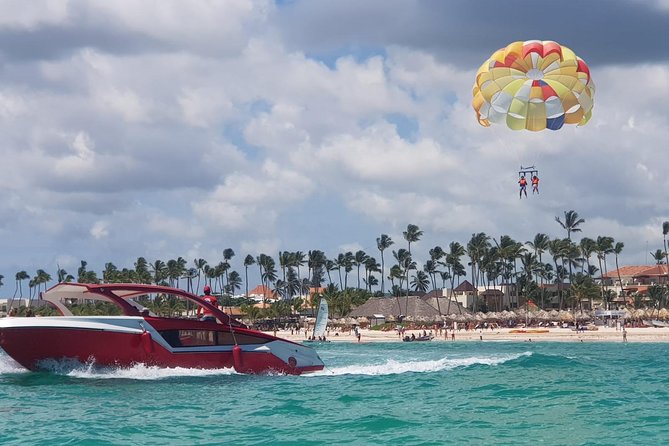 Parasailing Adventure in Punta Cana with Pick Up - What happens at the beach and on the boat