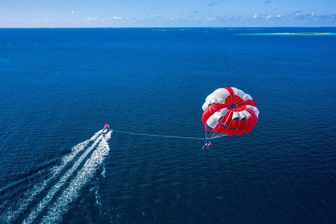 Parasailing along Fort Lauderdale Beach - The Fort Lauderdale launch at 301 Seabreeze Boulevard